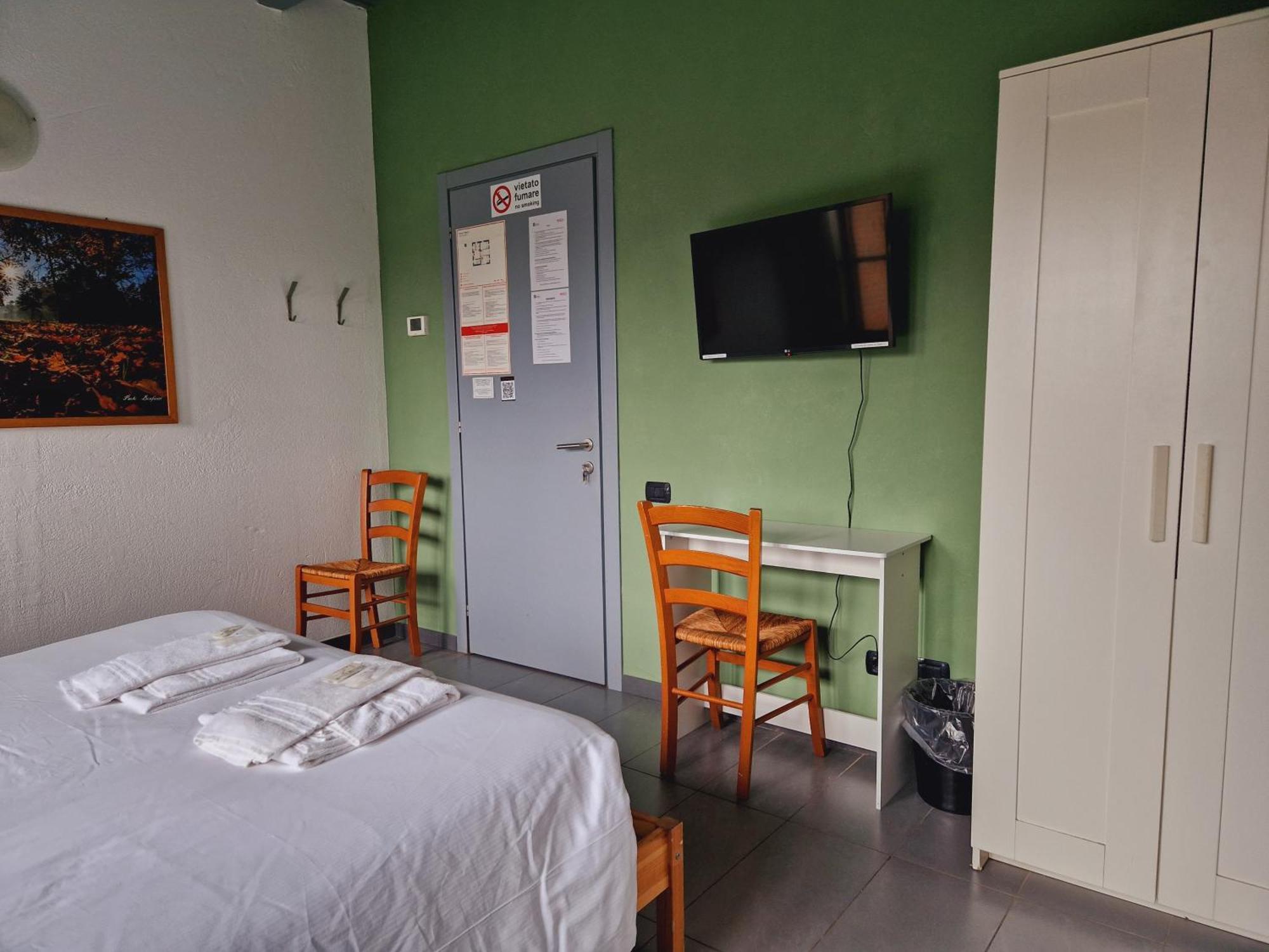 B&B E Ostello, Parco Di Monza, Cascina Costa Alta Екстер'єр фото