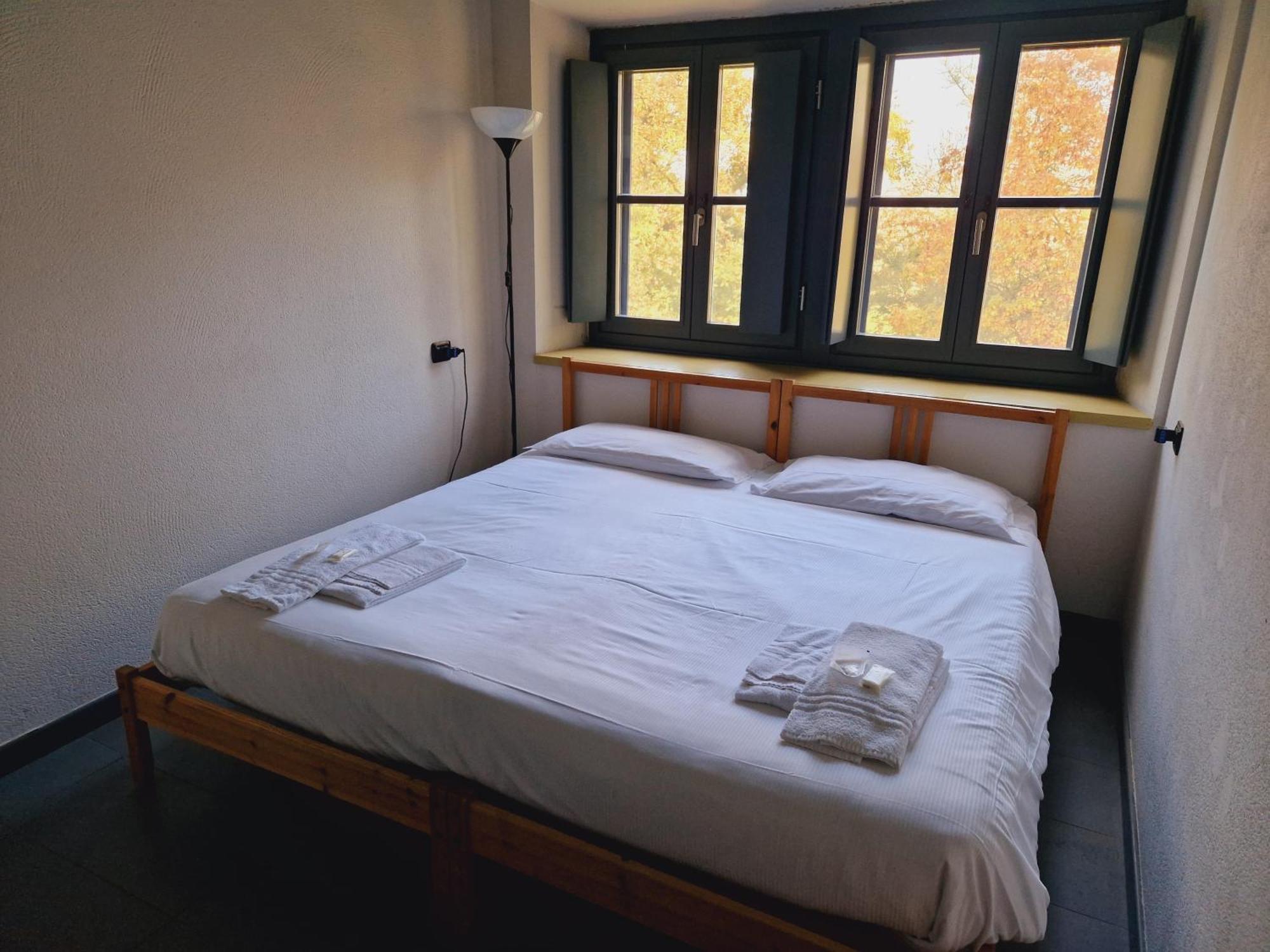 B&B E Ostello, Parco Di Monza, Cascina Costa Alta Екстер'єр фото